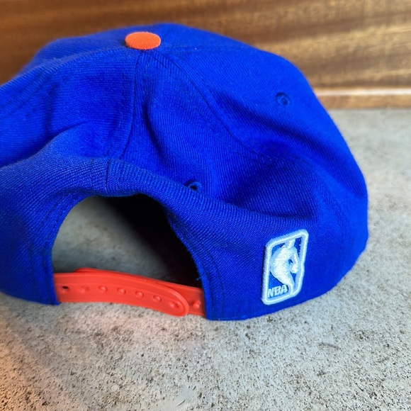 New Era 🔥 New York Knicks 9 Fifty SnapBack Hat - Picture 3 of 7